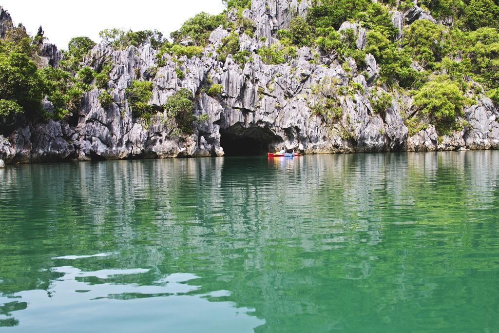 Hotel Margaret Cruises Ha Long Esterno foto