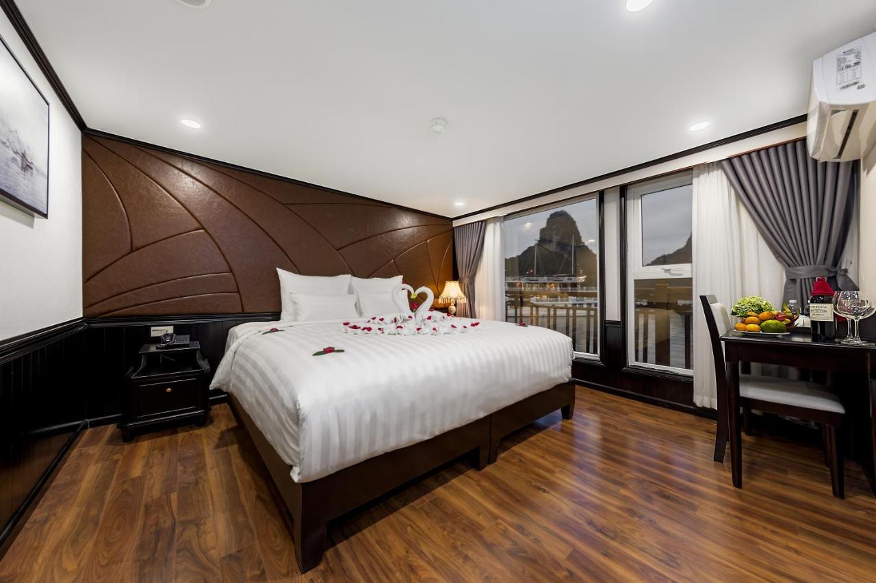 Hotel Margaret Cruises Ha Long Esterno foto
