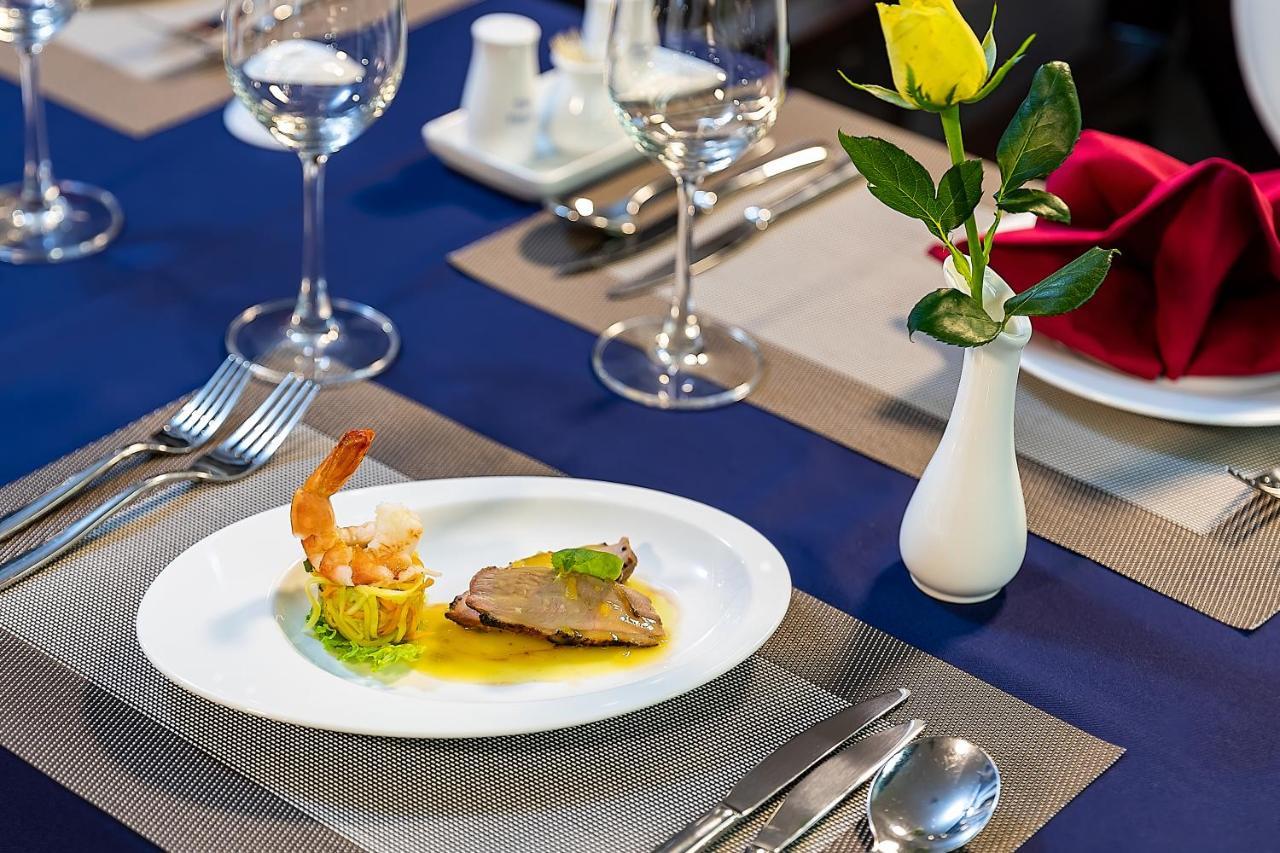 Hotel Margaret Cruises Ha Long Esterno foto