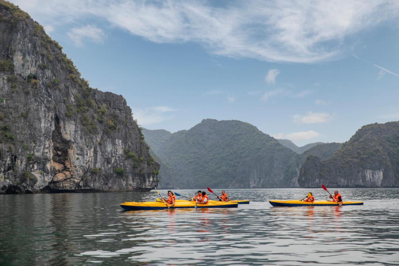 Hotel Margaret Cruises Ha Long Esterno foto